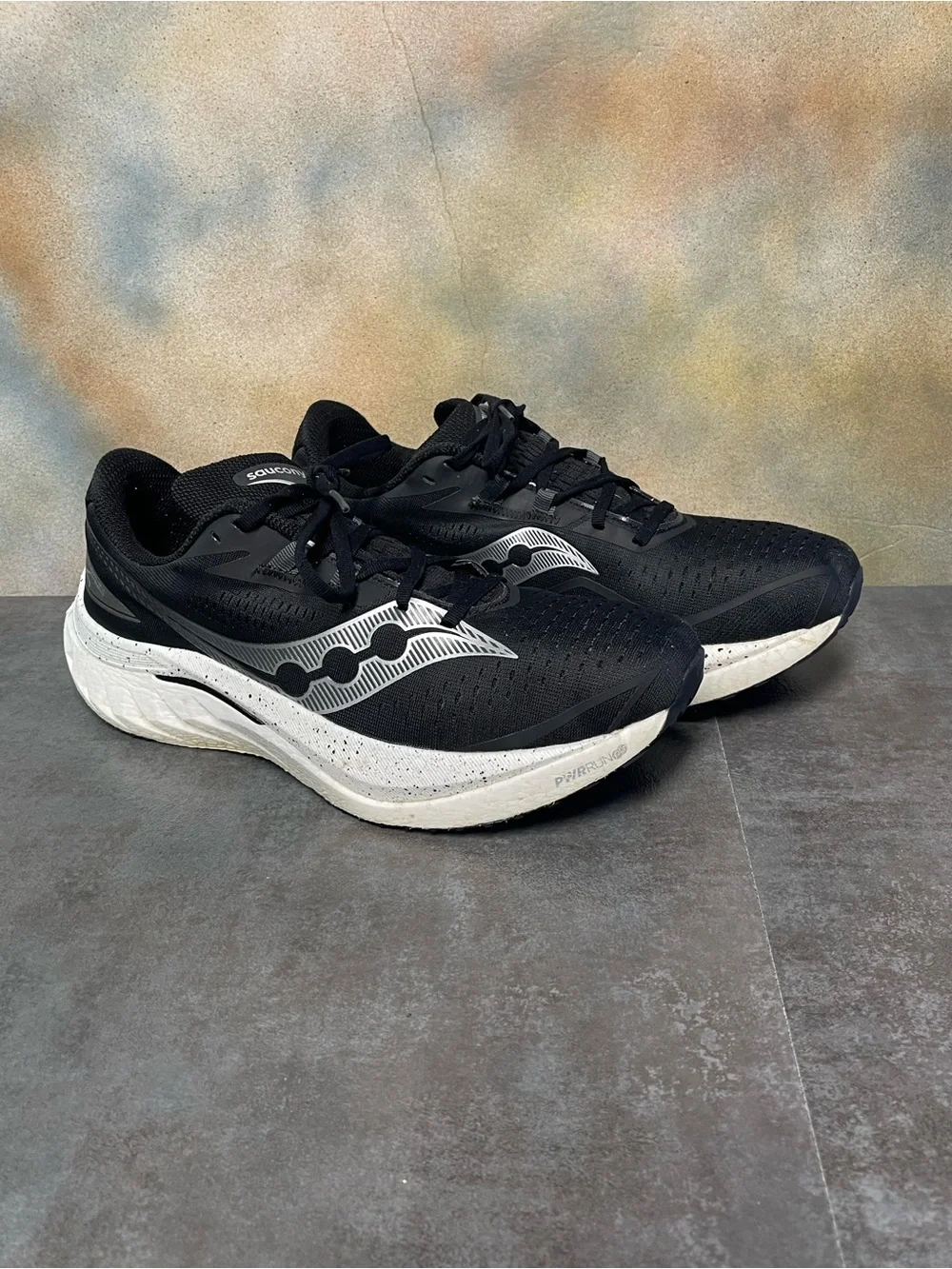 Saucony Endorphin Speed 4 Men’s Black/White Running Shoes Size 11.5